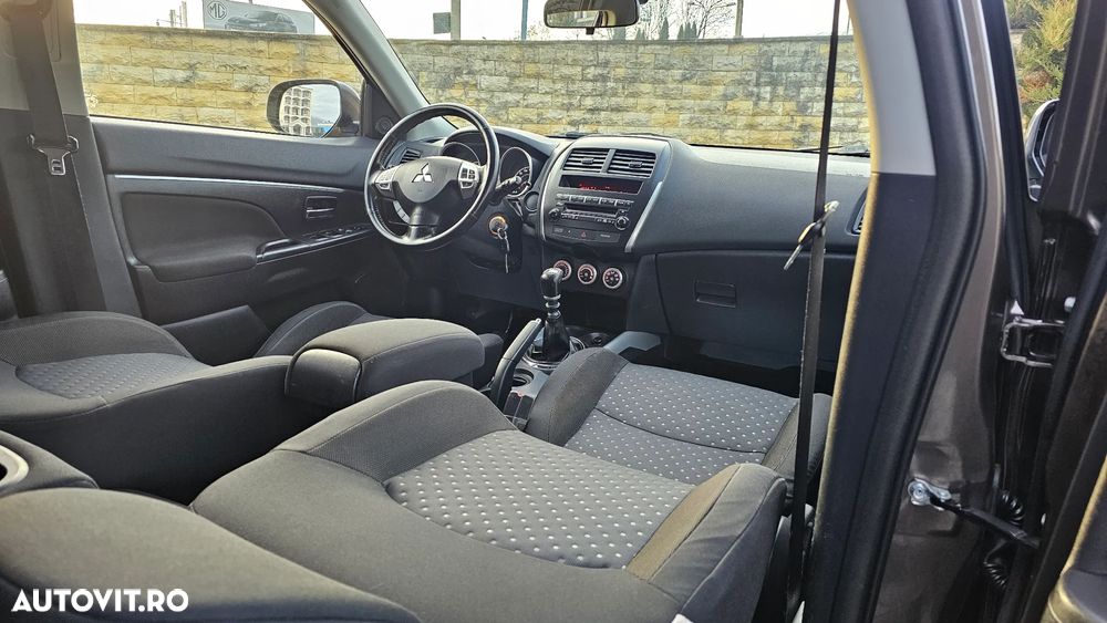 Mitsubishi ASX 1.8 DI-D 2WD Intense - 14