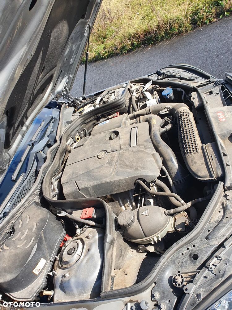 Mercedes-Benz Klasa E - 32