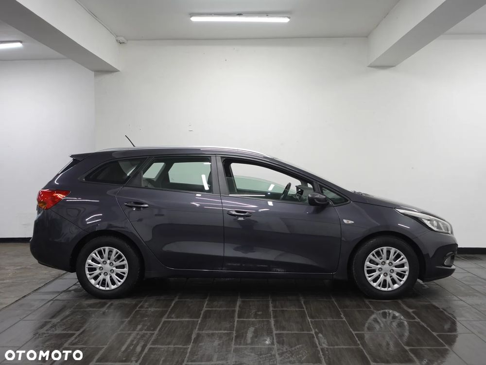Kia Ceed 1.4 CVVT Vision - 10
