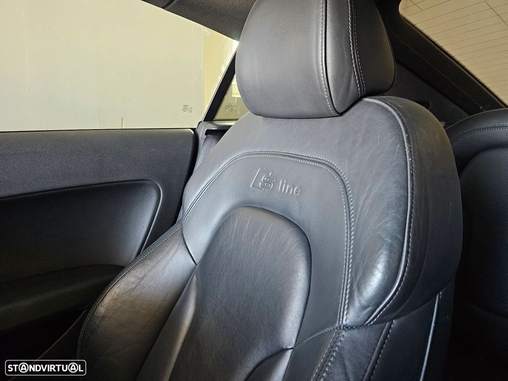 Audi TT Coupé 2.0 TDI quattro S-line - 6