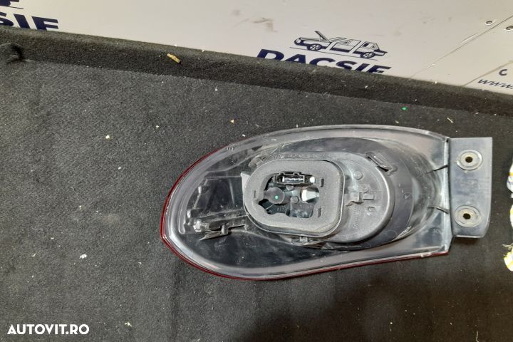Lampa / Tripla stop stanga pe aripa 5N0945095H 5N0945095H Volkswagen - 3