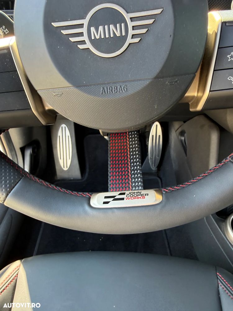 Mini John Cooper Works AT - 16