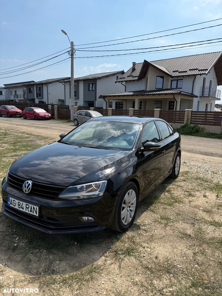 Volkswagen Jetta 1.2 TSI Comfortline - 4