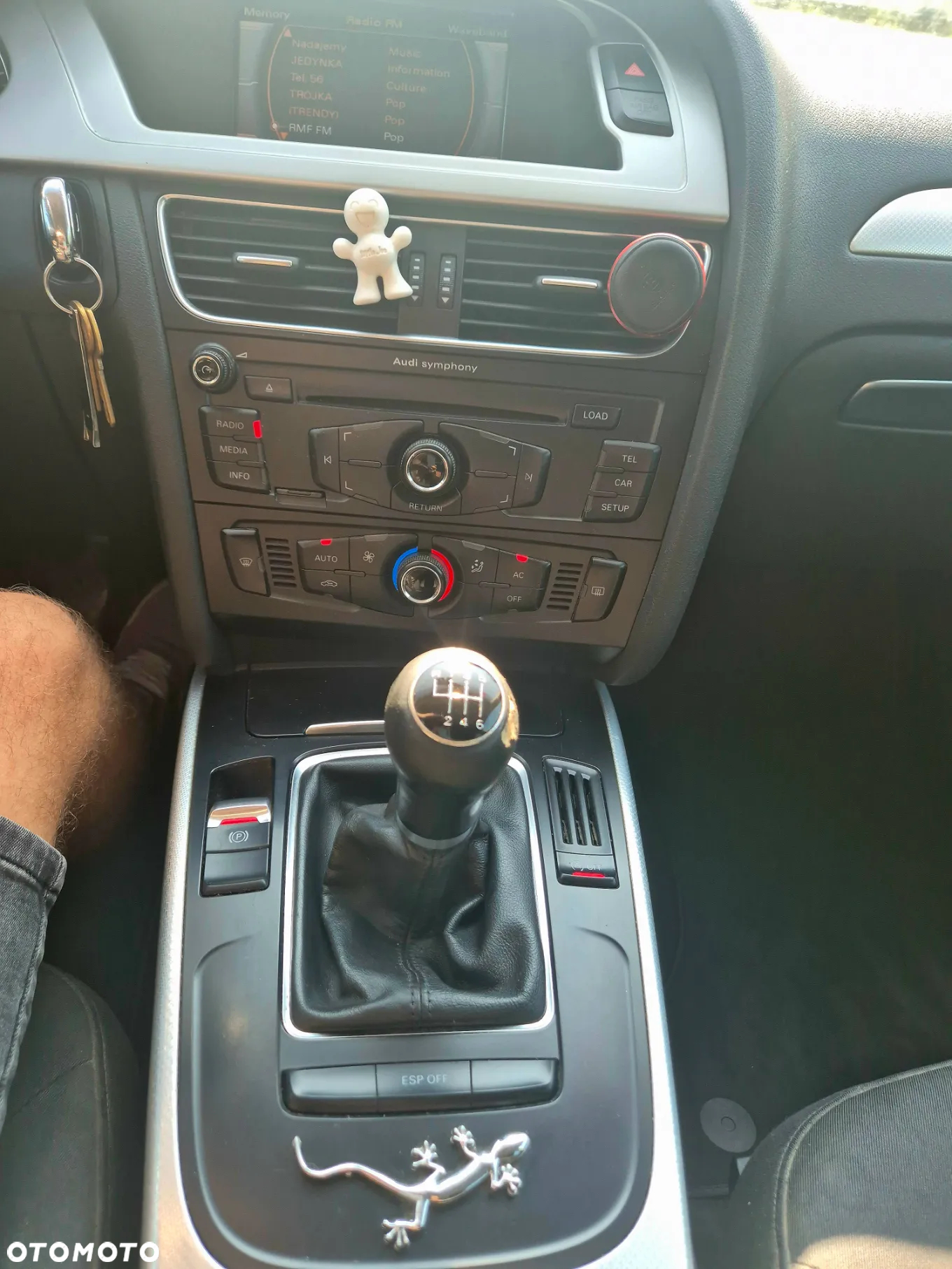 Audi A4 Avant 2.0 TDI Quattro - 16