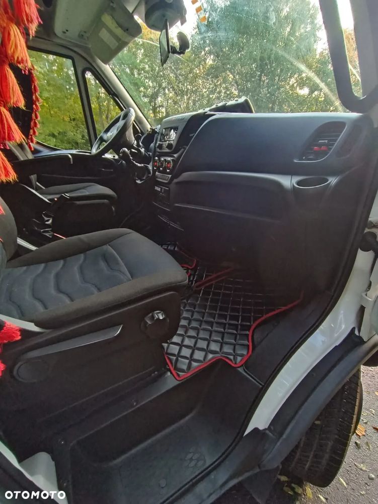 Iveco DAILY 70C18 - 14