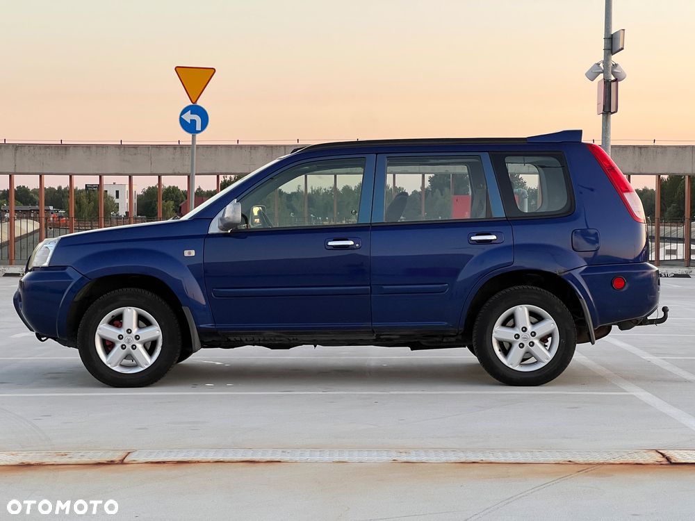 Nissan X-Trail - 4