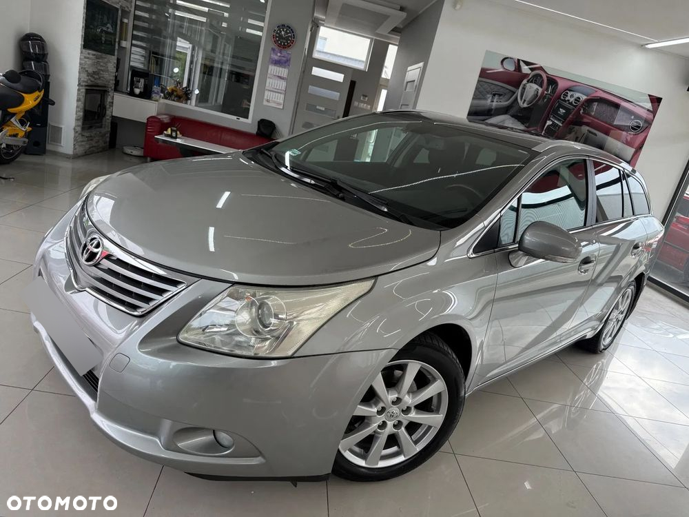 Toyota Avensis 2.0 D-4D Luna - 21
