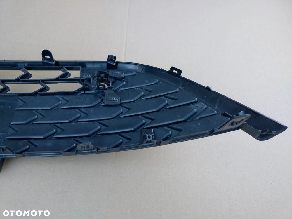 TOYOTA COROLLA E21 LIFT HB 22- 53102-02650 KRATKA W ZDERZAK PRZÓD ORYGINAŁ!  ŁADNA - 11