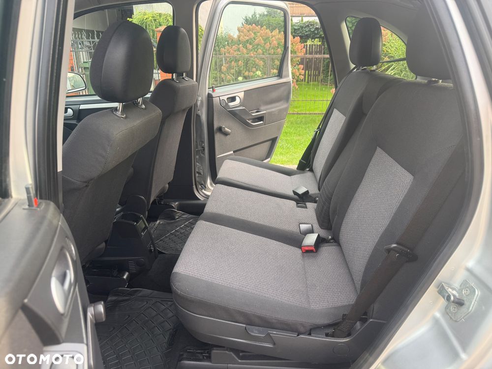 Opel Meriva - 13