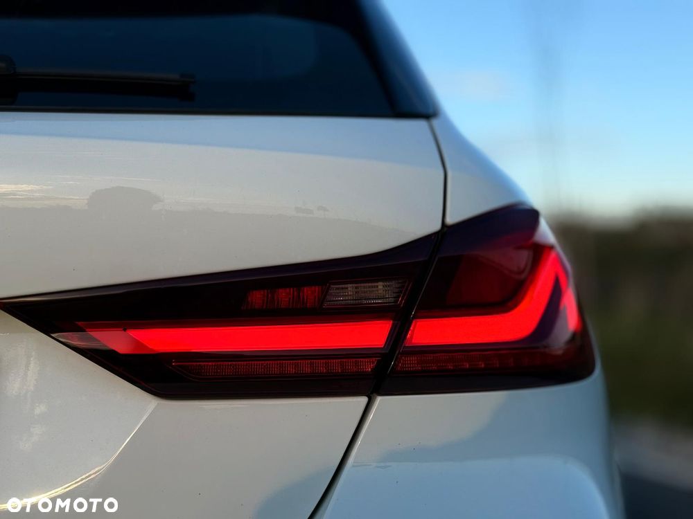 BMW Seria 1 118i M Sport - 11