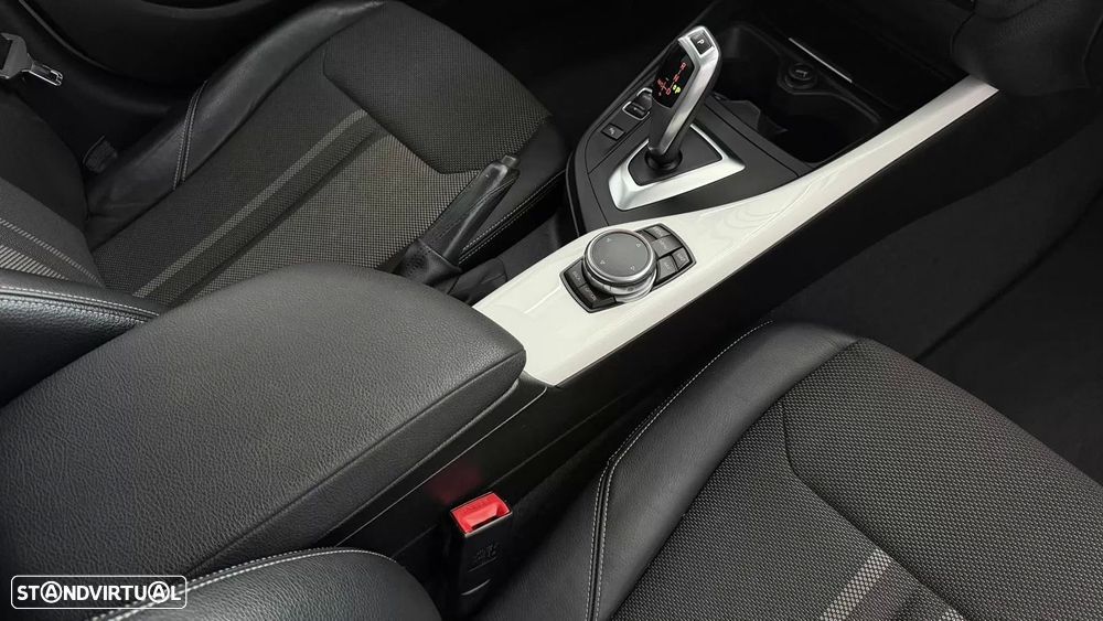 BMW 118 d Line Sport Auto - 30
