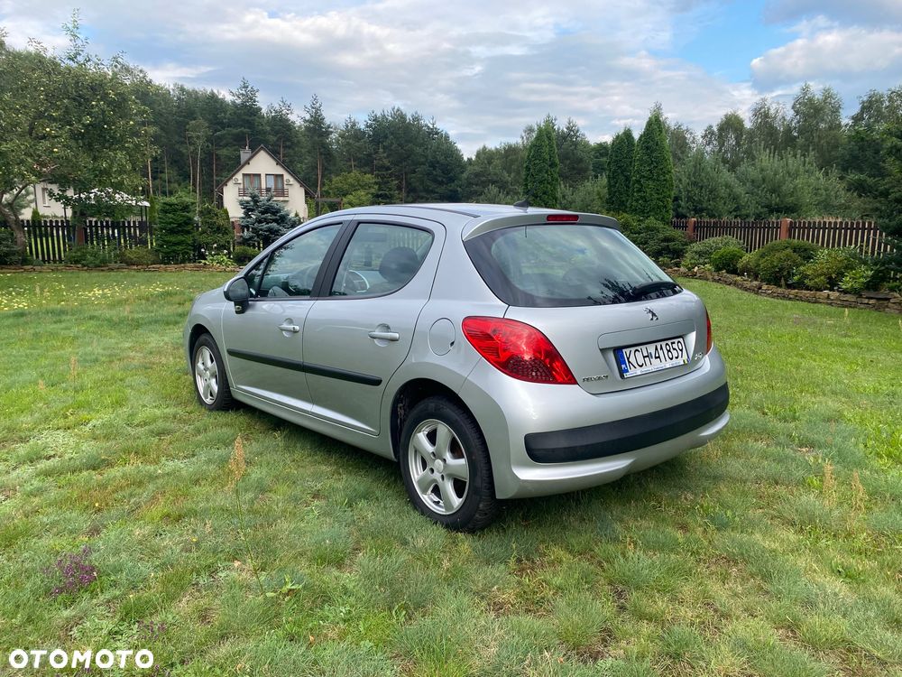 Peugeot 207 95 VTi Urban Style - 8