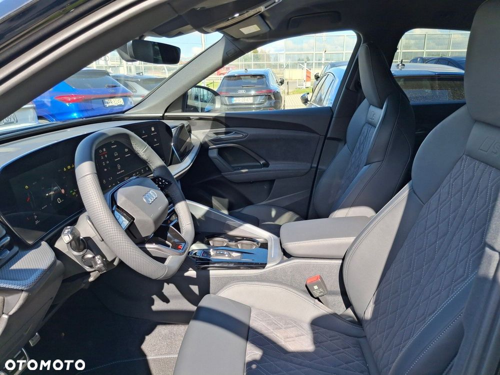 Audi Q5 Sportback - 25