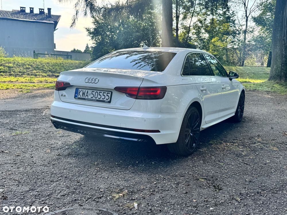 Audi A4 Limousine - 13