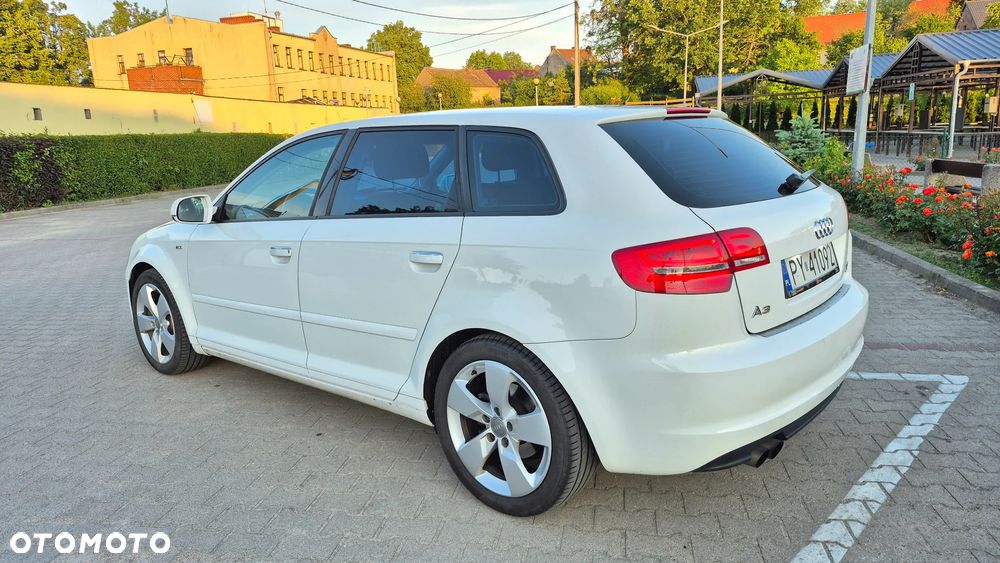 Audi A3 Sportback 2.0 TDI DPF Quattro Attraction - 6