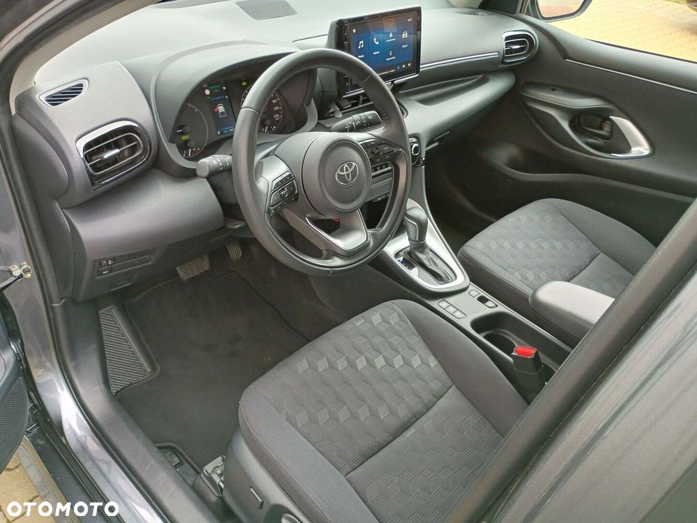 Toyota Yaris - 13