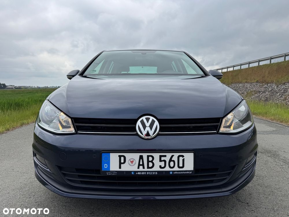 Volkswagen Golf 1.2 TSI BMT Comfortline - 18