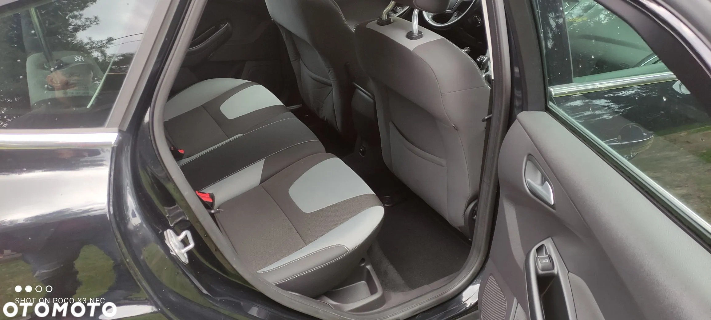 Ford Focus 1.6 EcoBoost Titanium - 27
