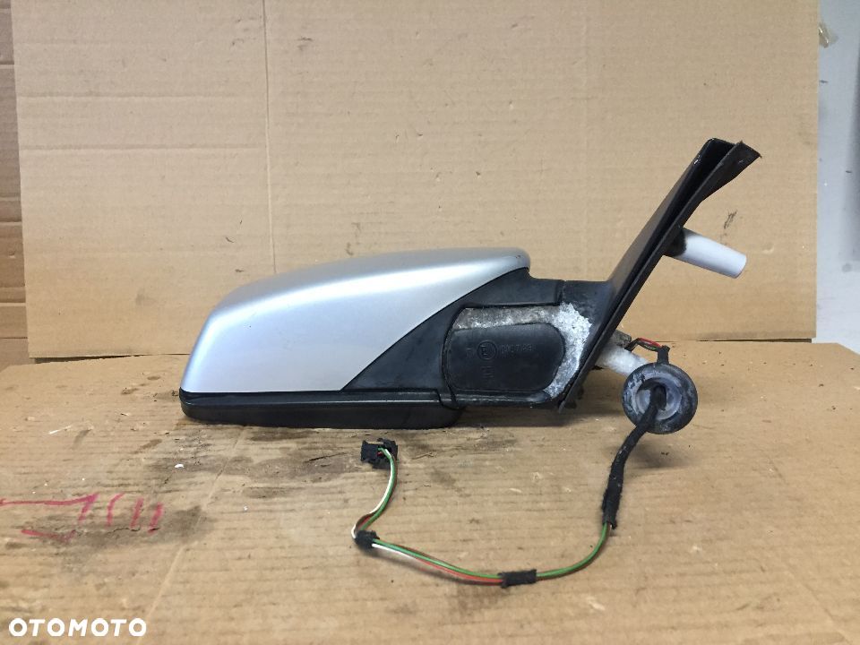 #LUSTERKO PRAWE 4 PIN BMW E60 TITANSILBER - 4