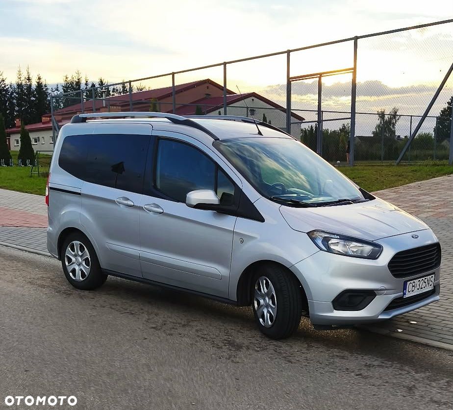 Ford Tourneo Courier 1.5 TDCi Trend - 8