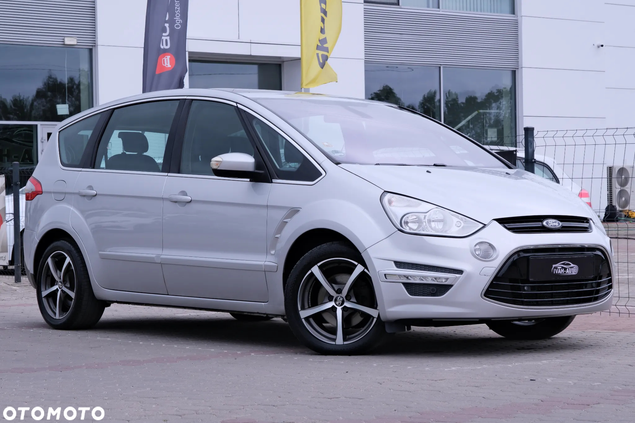 Ford S-Max 2.0 TDCi DPF Titanium - 3