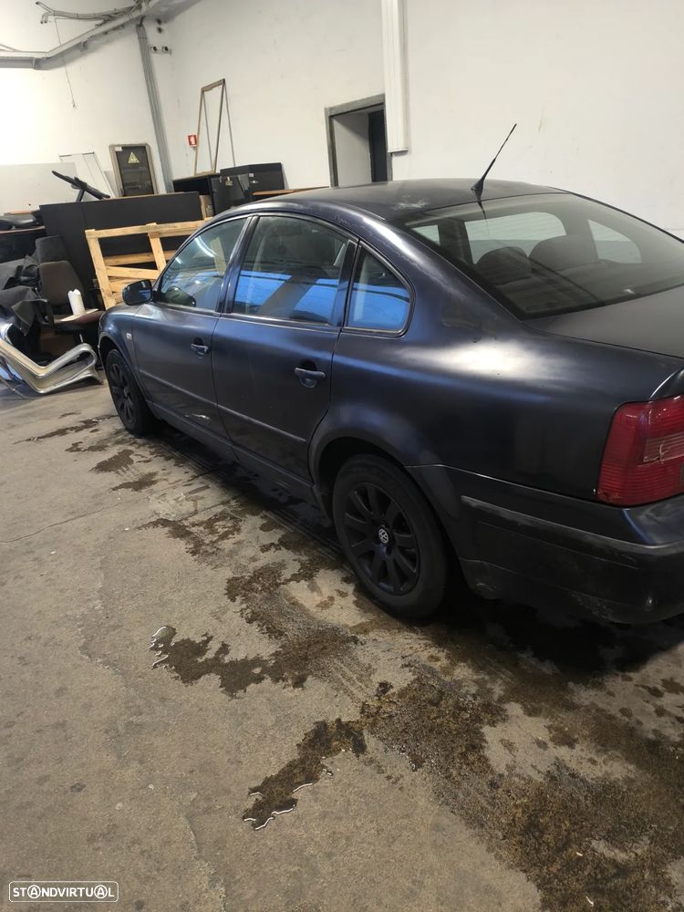 VW Passat 1.9 TDi Confortline - 7