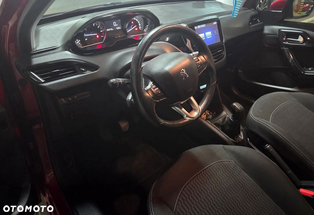 Peugeot 208 1.2 PureTech Active - 5