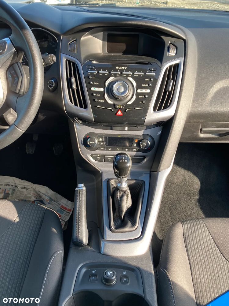 Ford Focus 1.0 EcoBoost STart-Stopp-System TITANIUM - 9