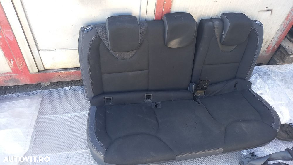 Banchete spate Renault Clio 2017 - 8
