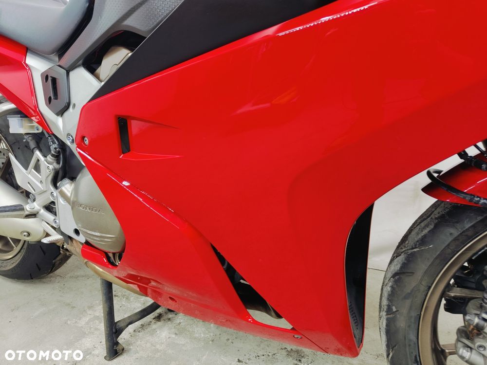 Honda VFR - 7