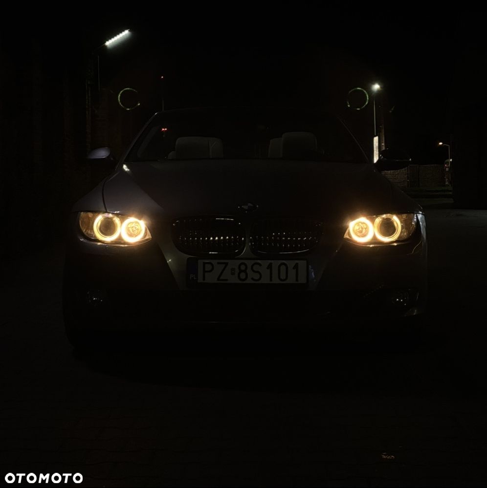 BMW Seria 3 320i - 24