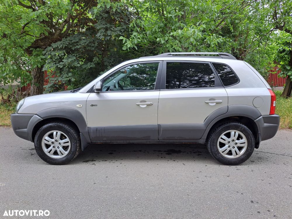 Hyundai Tucson 2.0 DOHC 4WD - 7