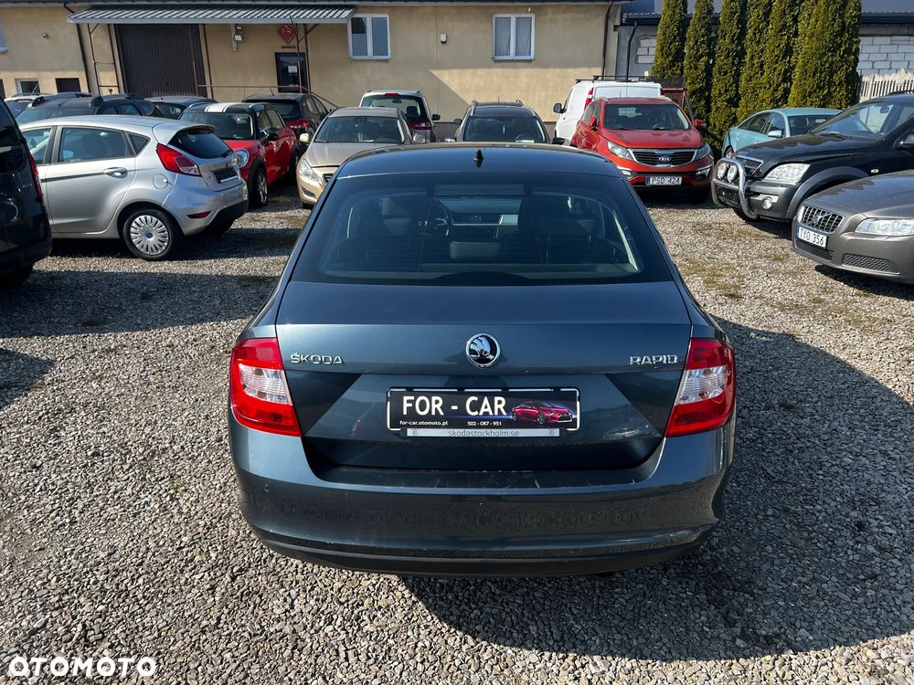 Skoda RAPID 1.6 TDI Elegance - 10