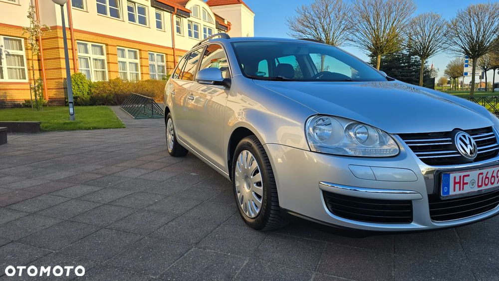 Volkswagen Golf - 35