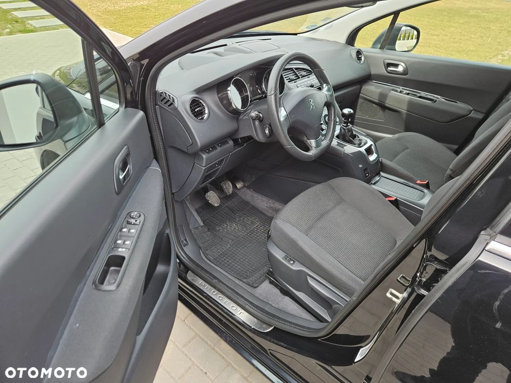 Peugeot 5008 HDI 150 Allure - 15