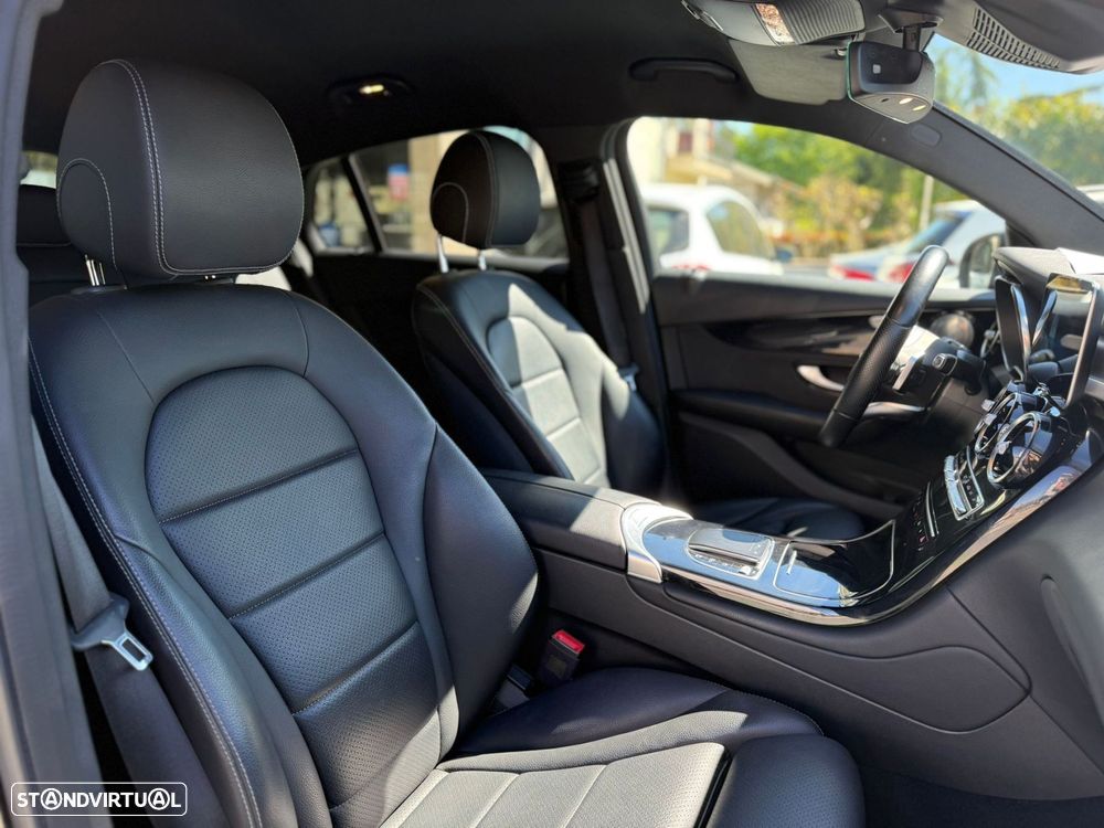 Mercedes-Benz GLC 300 de Coupé 4Matic - 11