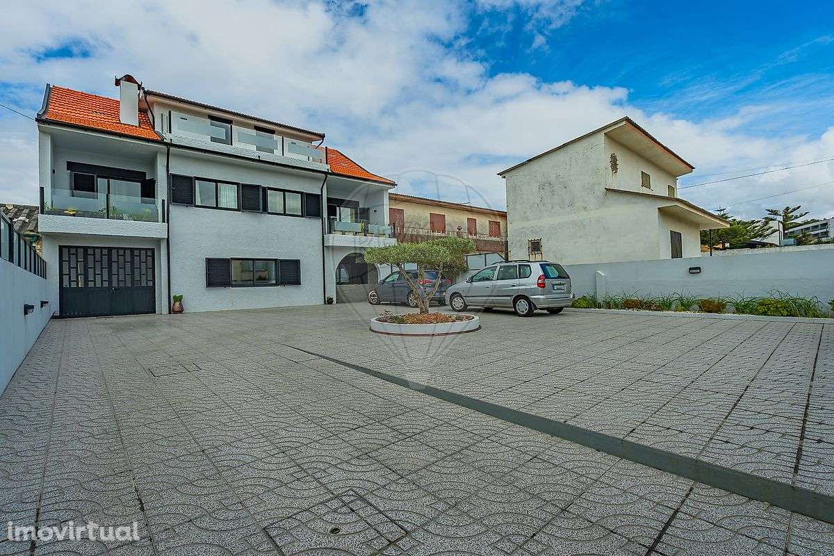 Moradia T6 para venda - Grande imagem: 2/33