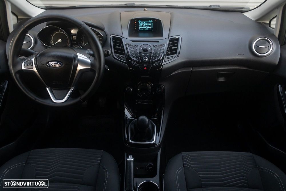 Ford Fiesta 1.0 T EcoBoost Titanium - 9