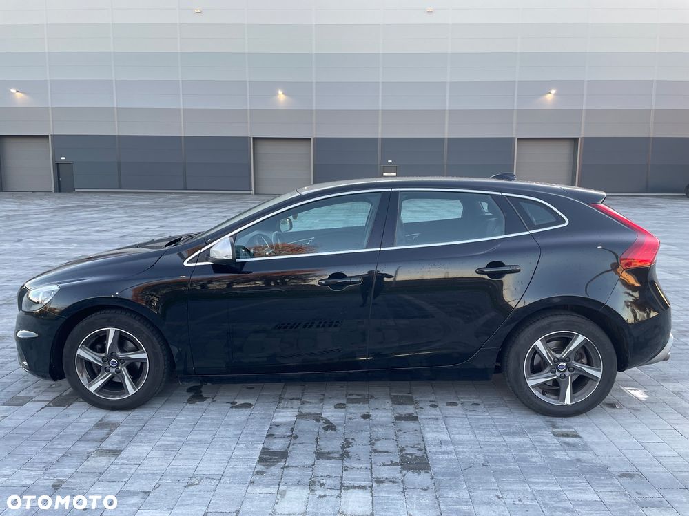 Volvo V40 D2 Drive-E R-Design Kinetic - 1