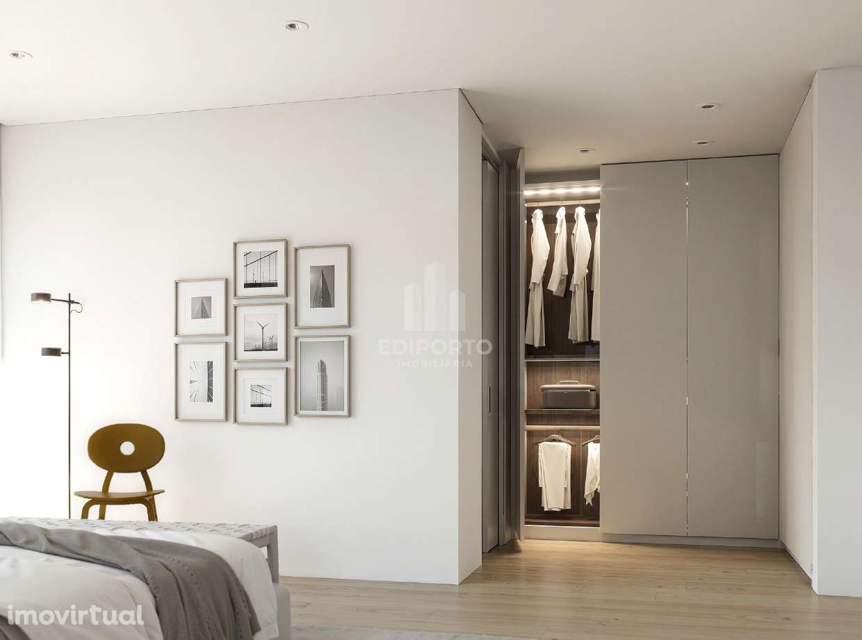 Moradia tipologia T3 em condomínio fechado com piscina e jardim - Grande imagem: 5/15