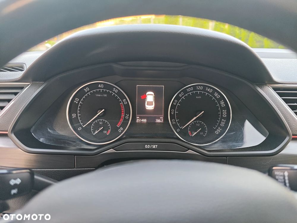 Skoda Superb 2.0 TSI 4x4 Sportline DSG - 18