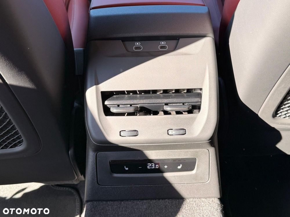 Audi S5 Avant - 35