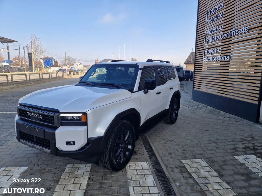 Nou Toyota Land Cruiser 2024 - 87 989,79 EUR, 4 km - Autovit.ro