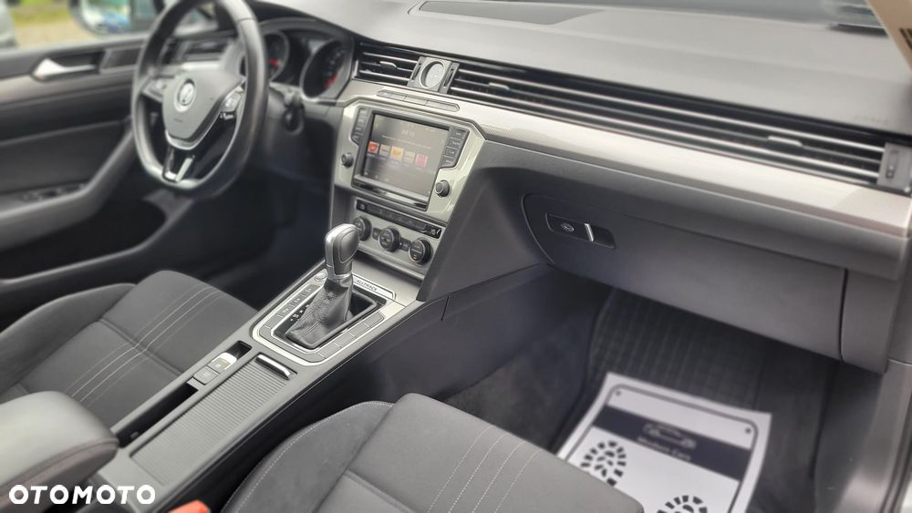 Volkswagen Passat Alltrack 2.0 TDI SCR 4Motion DSG (BMT) - 32