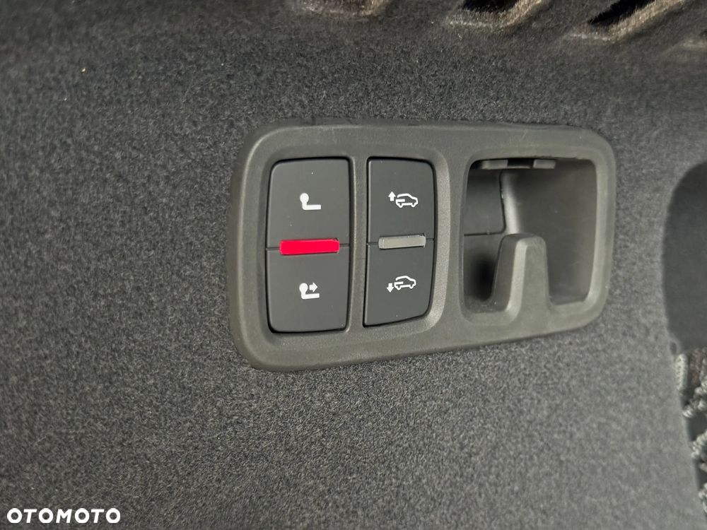Audi Q8 TDI mHEV 210 kW Quattro Tiptronic - 32
