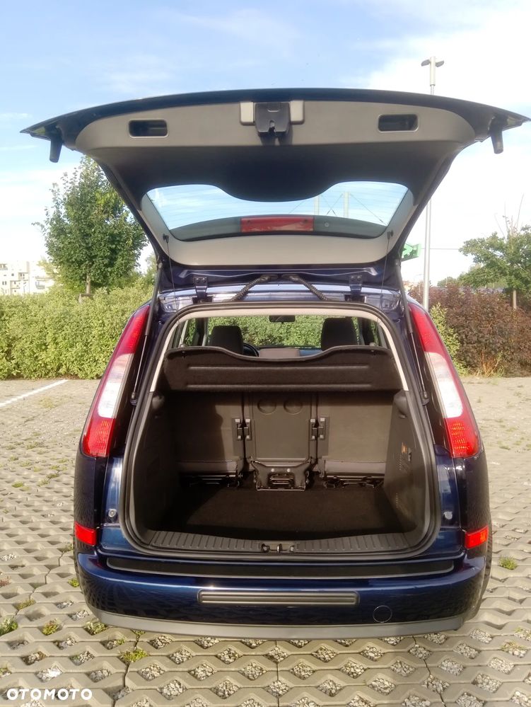 Ford Focus C-Max - 32