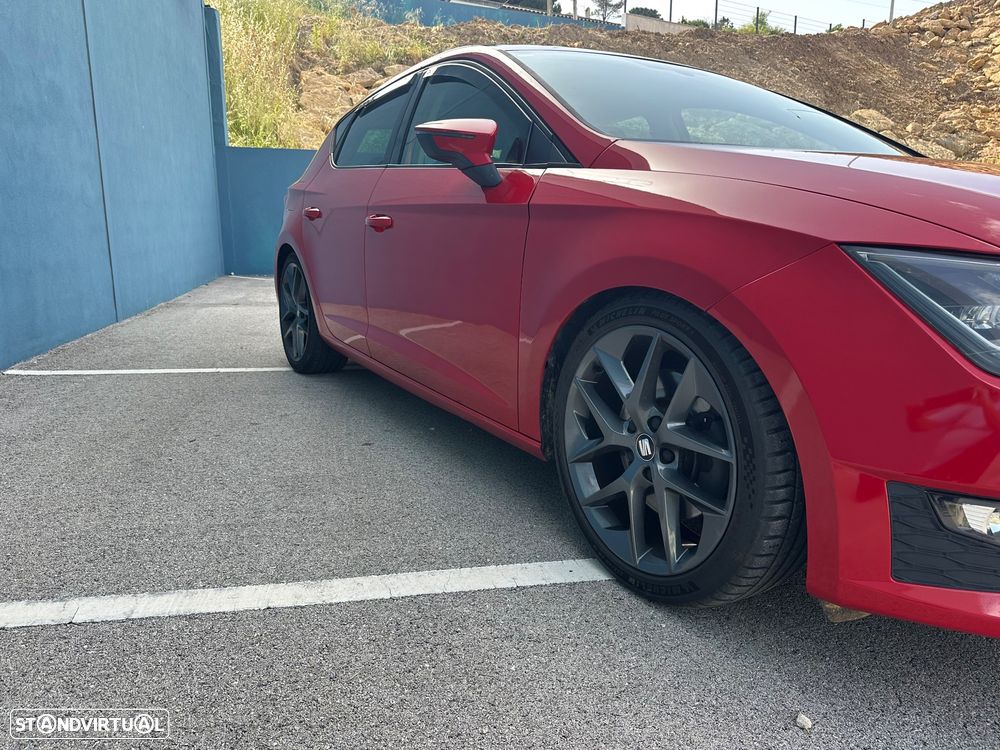 SEAT Leon 2.0 TDI DPF S&S FR - 10
