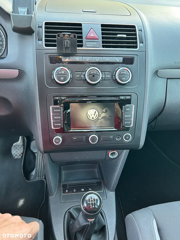 Volkswagen Touran 1.6 TDI DPF Life - 29