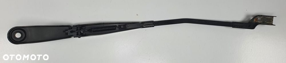 RAMIE WYCIERACZKI LEWE VOLVO V70 III 31276002 EUROPA - 2