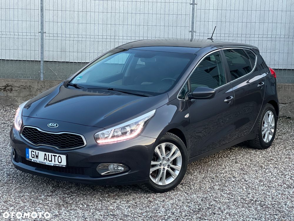 Kia Ceed 1.4 CVVT Dream Team Edition - 5